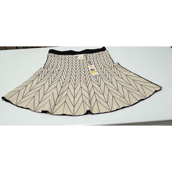 Studio M Women's Y2K 2000 Elastic Waist Black and White Reversible Skirt  Small - Picture 16 of 16